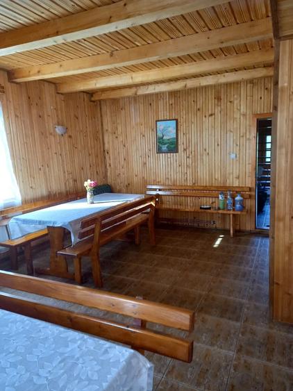 Casă cu 8 camere cu Teren 1500 Mp în Central