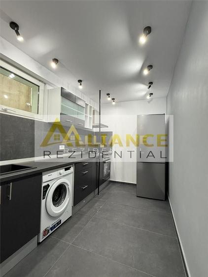 Apartament cu 2 camere decomandat în Eroii Revoluției