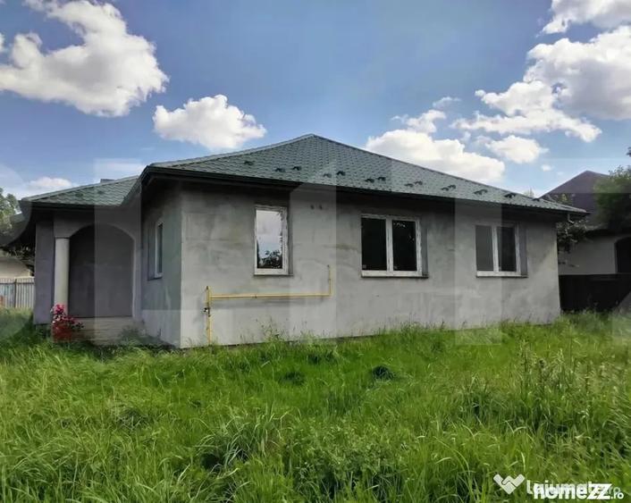 Casă cu 4 camere cu Teren 1057 Mp în Central