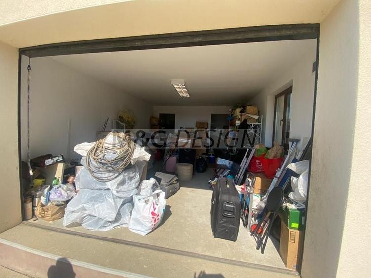 Duplex cu 3 camere cu Canalizare în Moșnița Veche