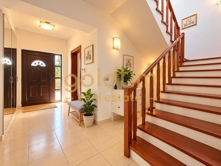 Duplex cu 4 camere cu Canalizare în Ciofliceni
