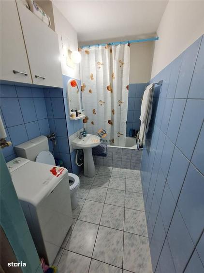 Garsonieră decomandată în Lipovei