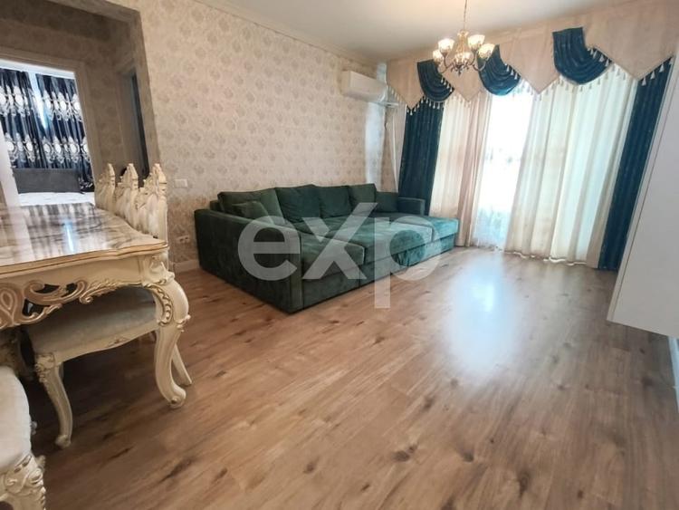 Apartament 3 camere de vanzare Prelungirea Ghencea - 1
