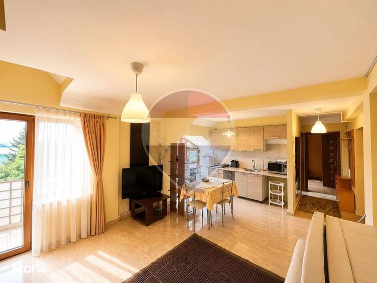 Apartament cu 3 camere decomandat în Gherăiești