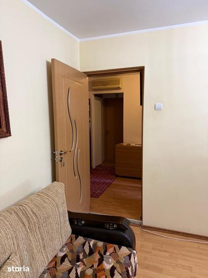 Apartament cu 2 camere decomandat în Micro 17