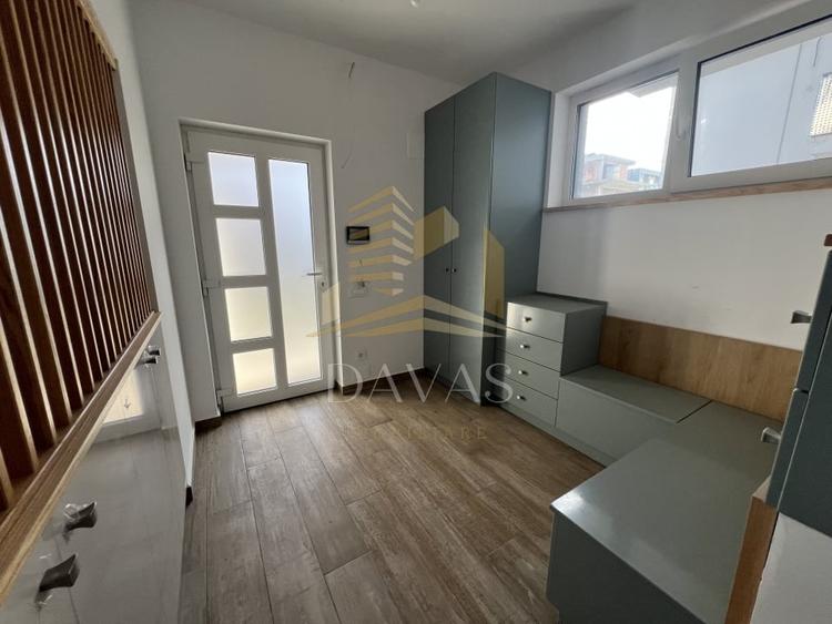 Casă individuală cu 5 camere cu Teren 177 Mp în Borhanci