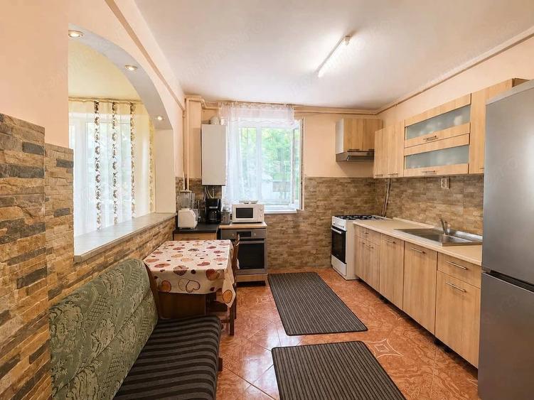 Apartament cu 3 camere semidecomandat în Gheorgheni