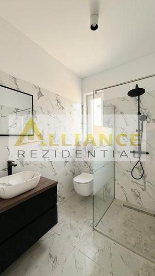 Casă individuală cu 4 camere decomandat cu Canalizare în Berceni