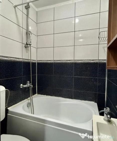 Garsonieră decomandată în Buziașului