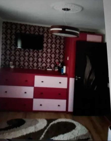 Apartament cu 2 camere decomandat în Micro 16