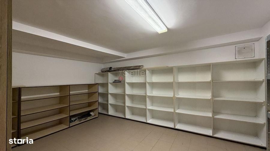 Casă cu 4 camere în Noua