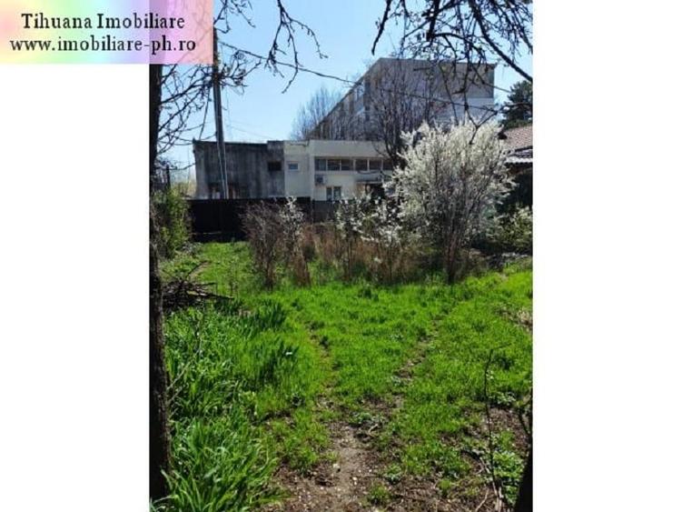 Casă individuală cu 5 camere cu Canalizare în Democrației