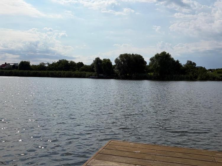 Casă individuală cu 3 camere cu Canalizare în Tâncăbești