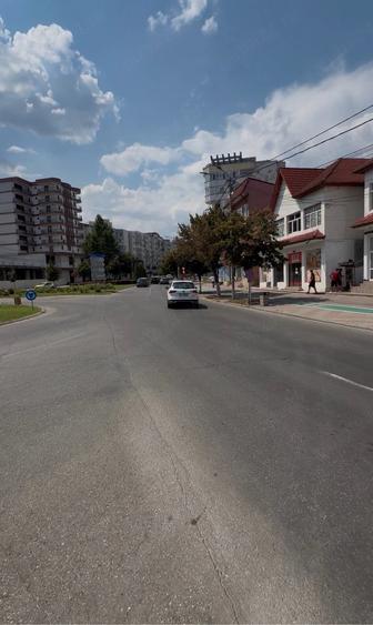 Spațiu comercial, de 240 mp, în Central