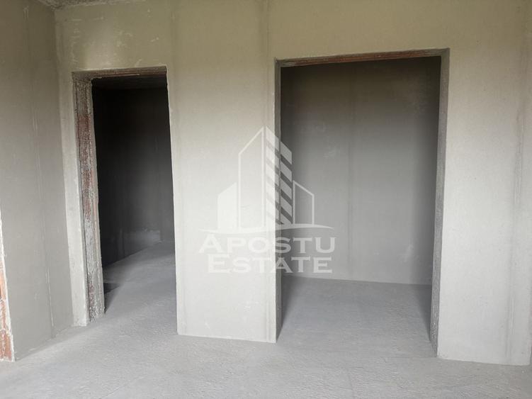 Duplex cu 4 camere cu Canalizare în Fabric