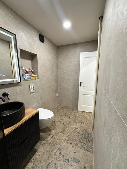 Apartament cu 2 camere decomandat în Fundeni