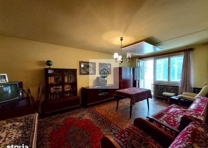 Apartament cu 3 camere în Titu Maiorescu