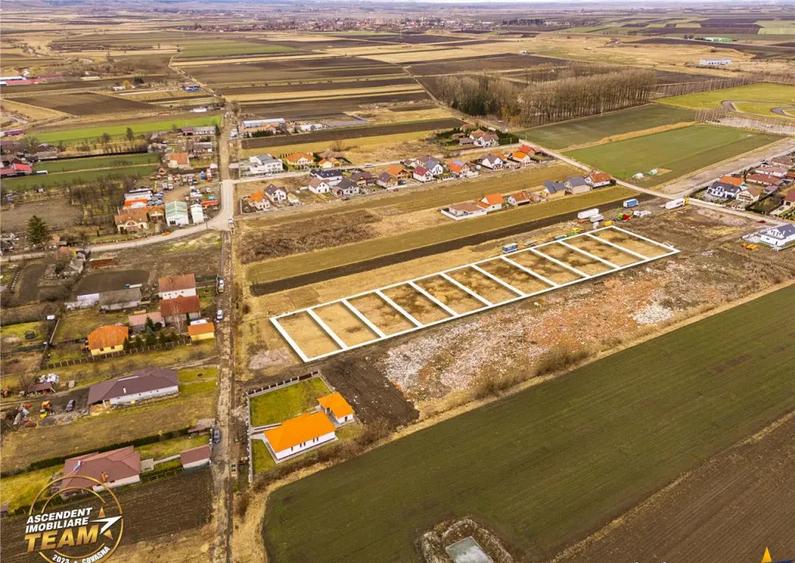 Teren de 680 mp, în Central