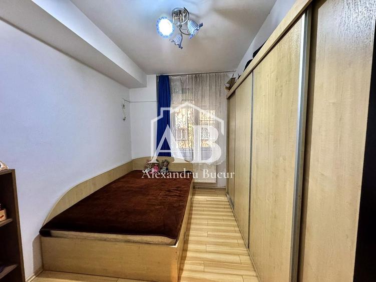 Apartament cu 3 camere semidecomandat, mobilat în Chiajna