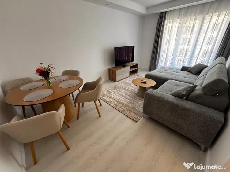 Apartament cu 2 camere decomandat în Tunari