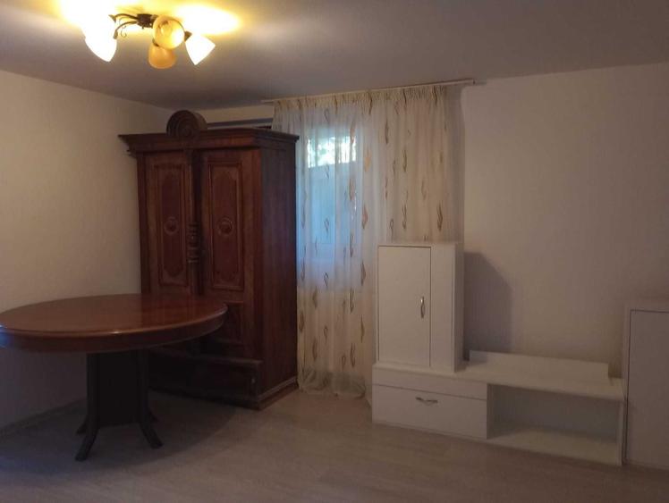 Inchiriez casa 6 camere in cartierul Gara Veche Piatra Neamt - 9