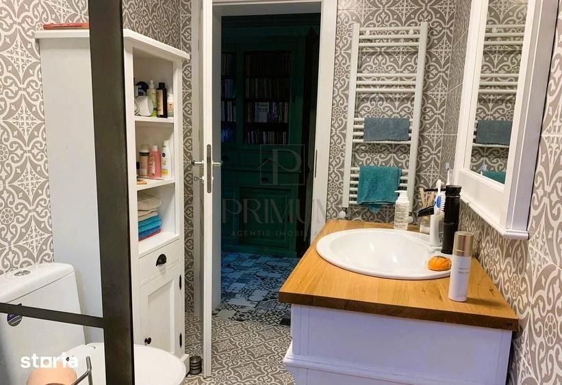 Casă cu 4 camere cu Teren 250 Mp în Sânmihaiu Român