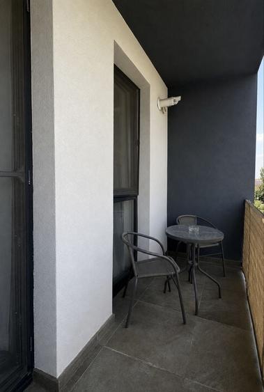Apartament cu 2 camere decomandat în Girocului