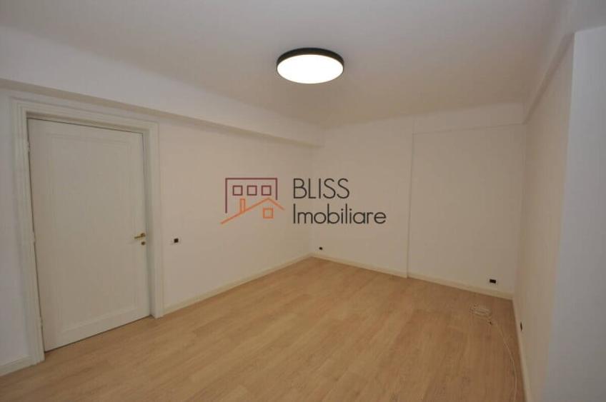 Apartament cu 2 camere semidecomandat în Victoriei