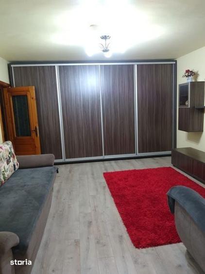 Inchiriez apartament 2 camere - 3