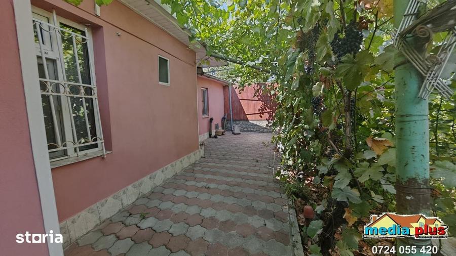 Casă cu 4 camere cu Teren 565 Mp în Central