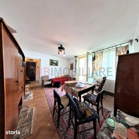 Apartament cu 2 camere semidecomandat în Gara de Nord