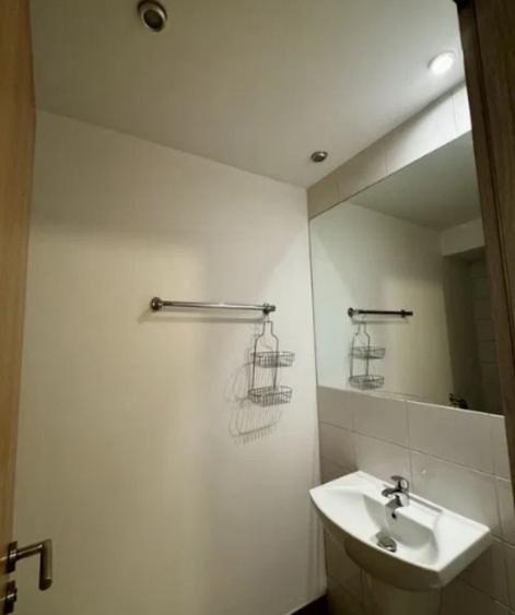 Apartament cu 3 camere decomandat, mobilat în Dristor
