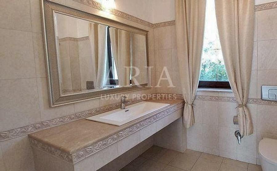 Casă individuală cu 6 camere cu Piscina în Pipera