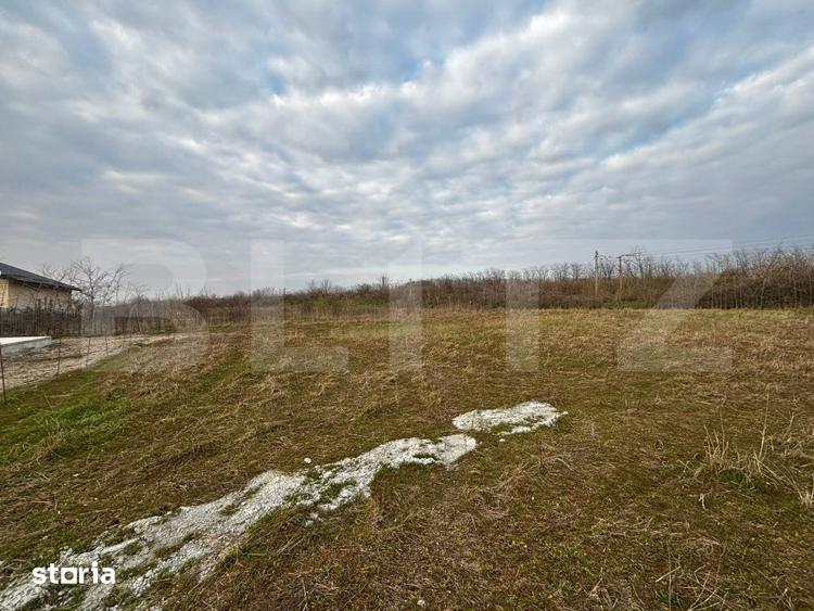 Teren de 504 mp, în Cârcea