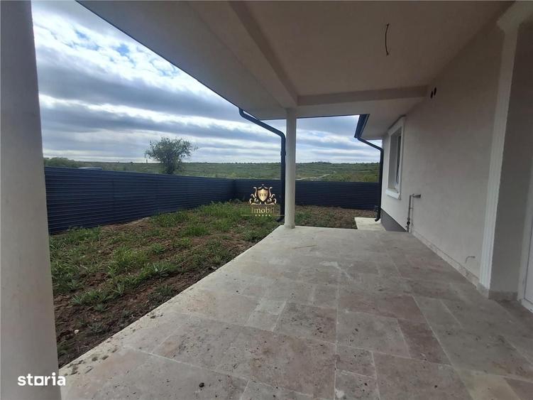 Casă cu 3 camere cu Teren 500 Mp în Bucium