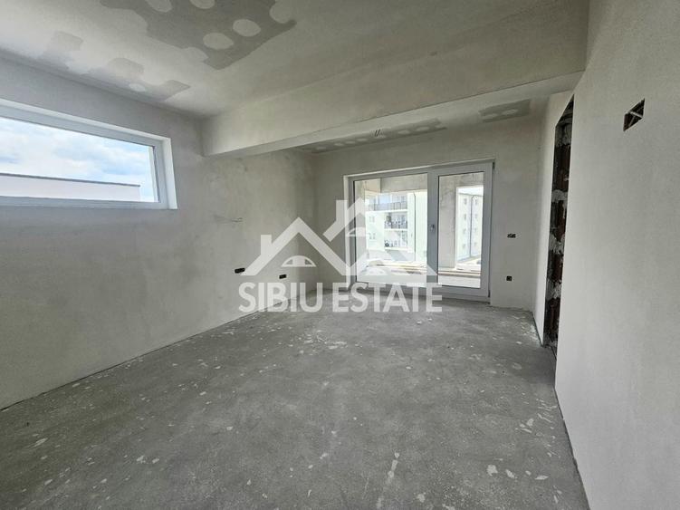 Duplex cu 4 camere cu Canalizare în Șelimbăr