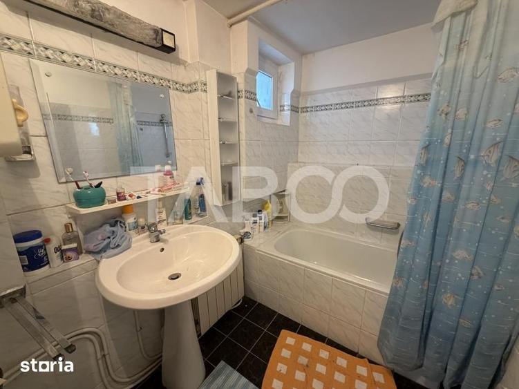Casă cu 3 camere cu Teren 134 Mp în Central