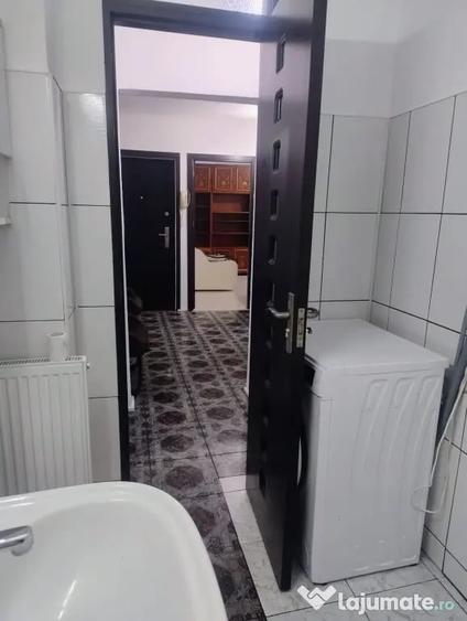 Apartament cu 2 camere decomandat în Mihai Bravu