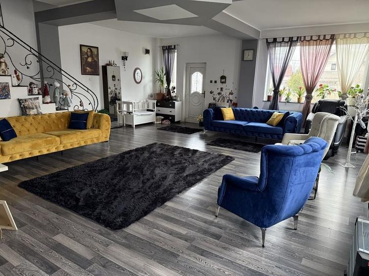 Casă cu 4 camere în Gherăiești