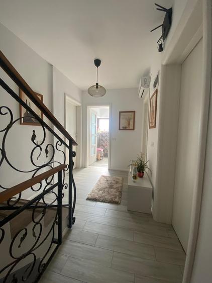 Duplex cu 6 camere cu Teren 511 Mp în Tunari