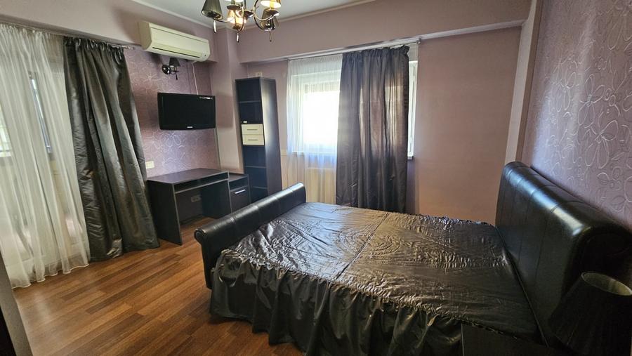 Apartament cu 3 camere decomandat în Calea Plevnei