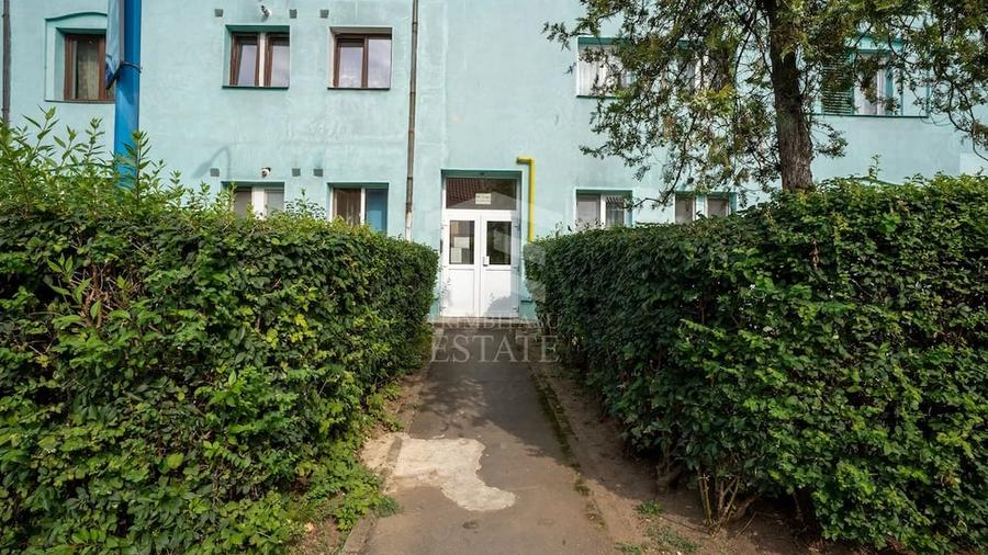 Garsonieră decomandată în Tractorul
