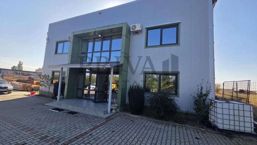Spațiu industrial, de 430 mp, în Moșnița Nouă