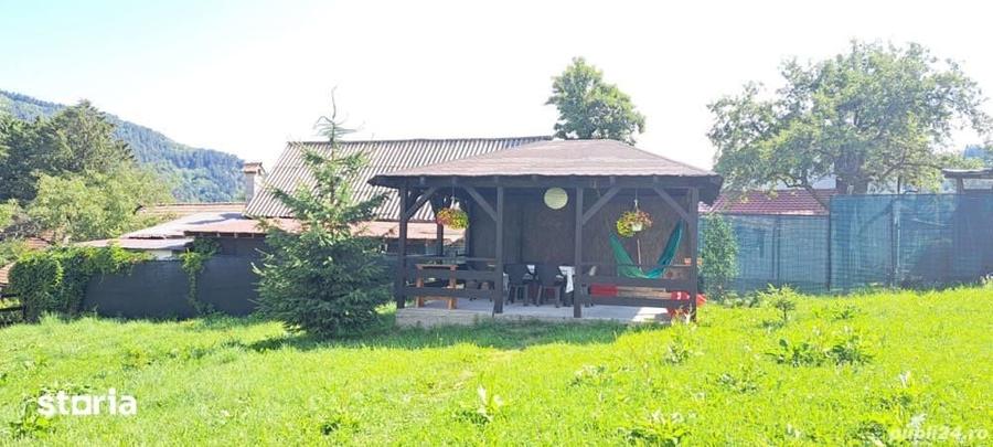 Casă cu Teren 1300 Mp în Bran