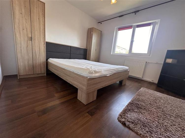 Apartament cu 2 camere decomandat, mobilat în Lipovei