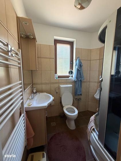 Casă cu 4 camere în Ghiroda