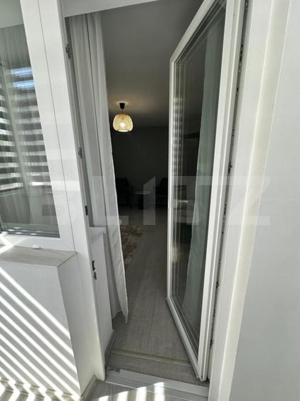Apartament cu 2 camere semidecomandat, mobilat în Nord-Est