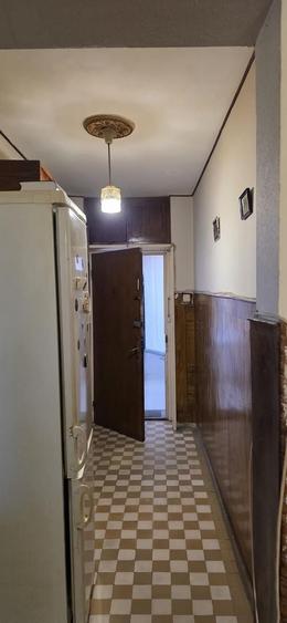 Apartament cu 3 camere decomandat în Cotroceni