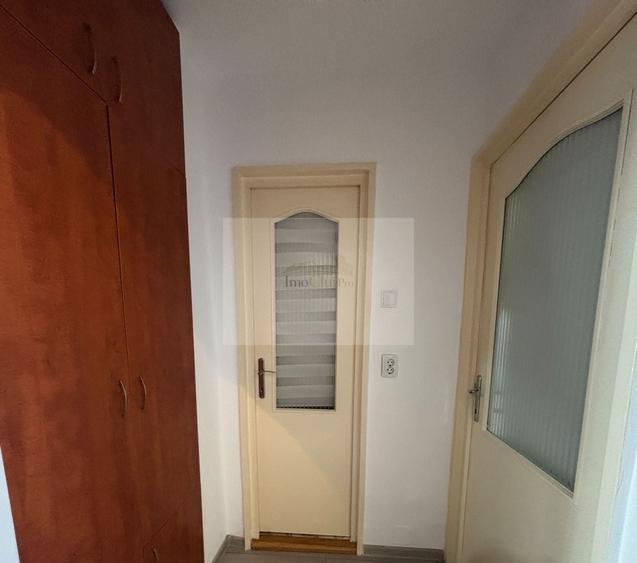 Apartament cu 3 camere decomandat, mobilat în Mănăștur