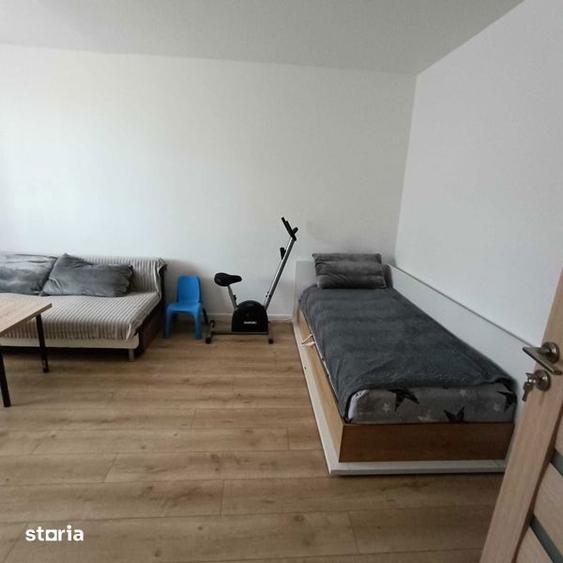 Inchiriez apartament 2 camere - 5